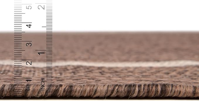 Unique Loom Outdoor Border Collection Area Rug - Soft Border (7' 1" x 10' Rectangle, Brown/ Ivory)