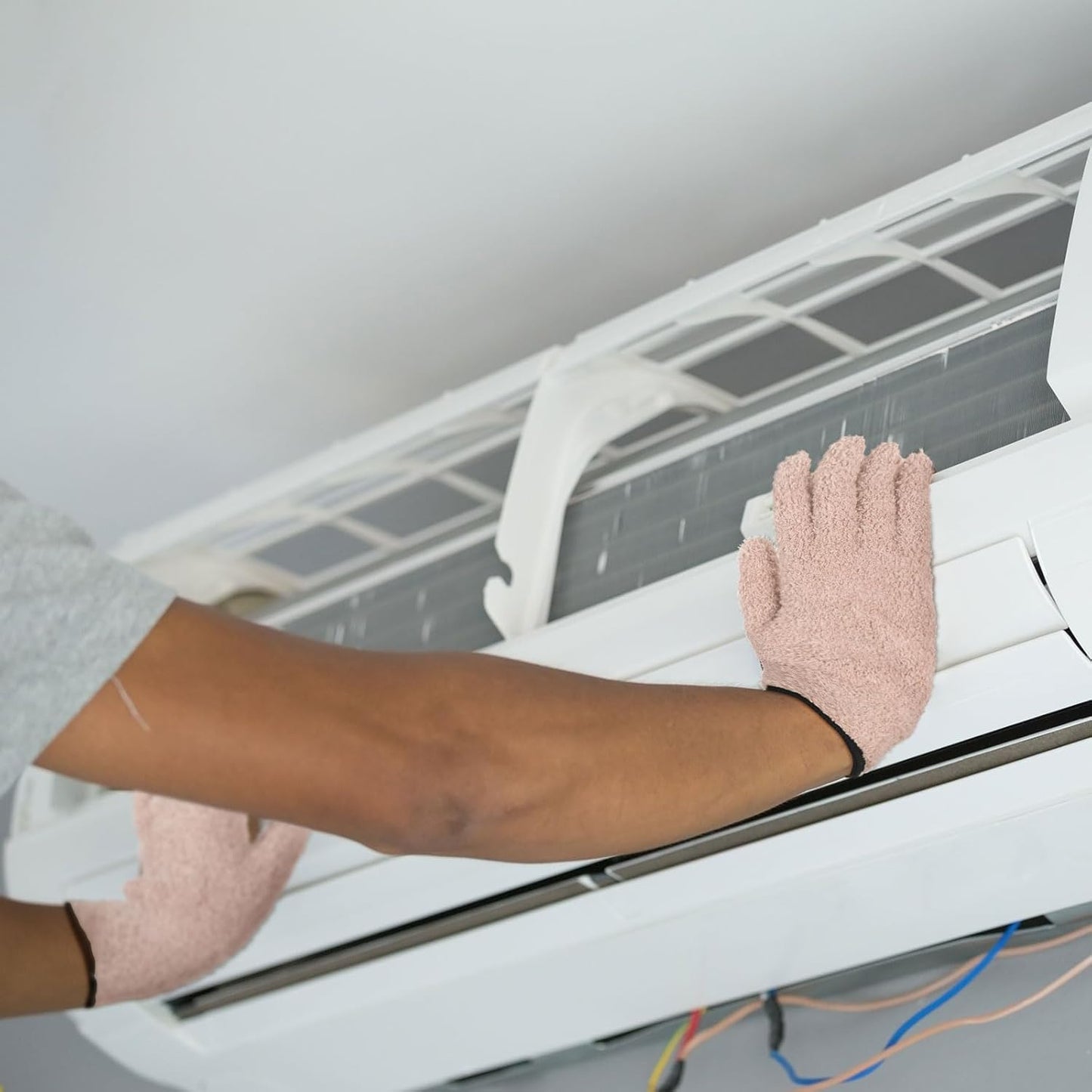 Patelai 3 Pairs Microfiber Plant Dusting Gloves Leaf Cleaning Gloves for Indoor Plants, Blinds, Furniture, House(Large,Pink, Nude, White)