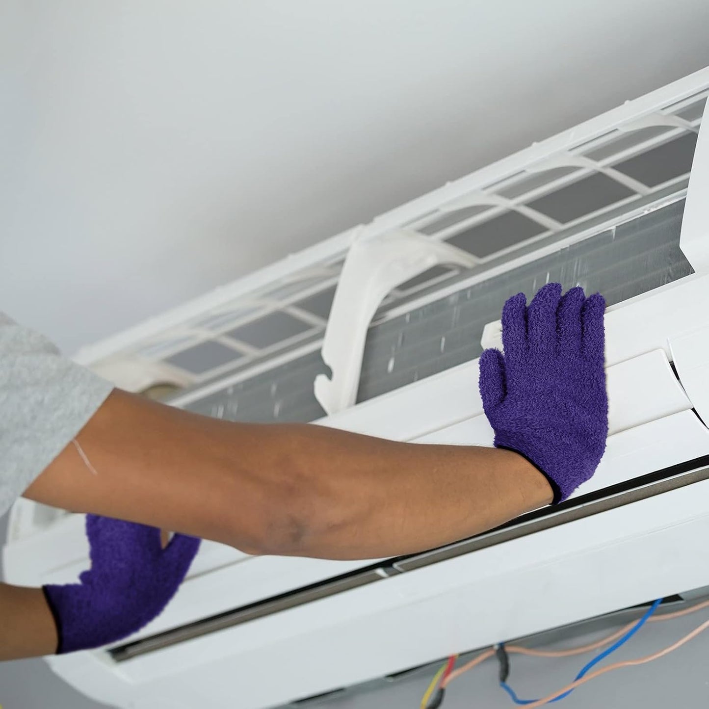 Patelai 3 Pairs Microfiber Plant Dusting Gloves Leaf Cleaning Gloves for Indoor Plants, Blinds, Furniture, House(Medium,Purple, Rose Red, Black)