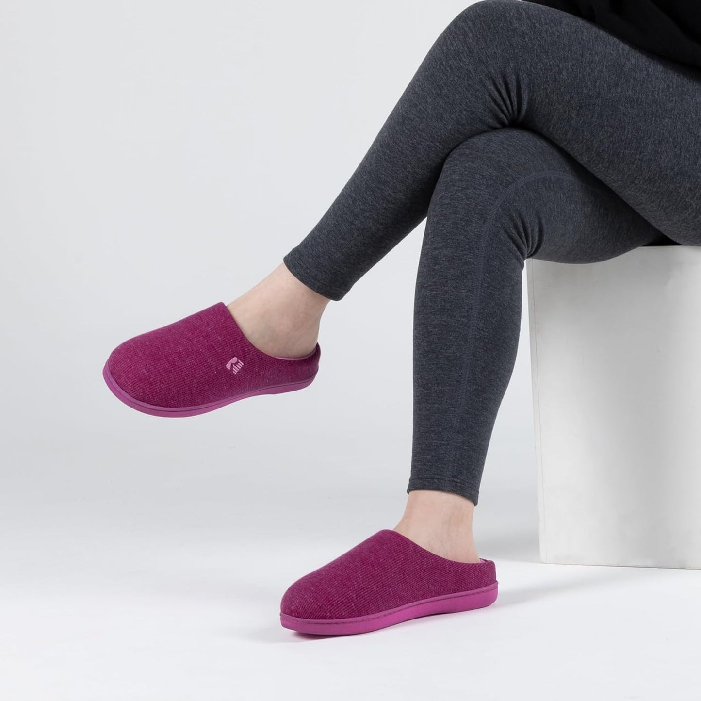 RockDove Women's Original Two-Tone Memory Foam Slipper