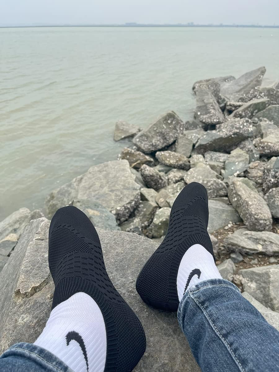 QZKDM Lightweight Slip on Grip Indoor House Slippers Barefoot Non Slip Home Exercise Yoga Shoes for Men Women