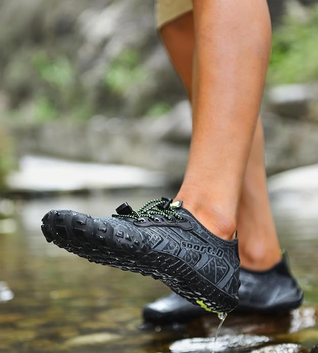 UBFEN Water Shoes Aqua Swim Shoes Mens Womens Beach Sports Quick Dry Barefoot for Boating Fishing Diving Surfing