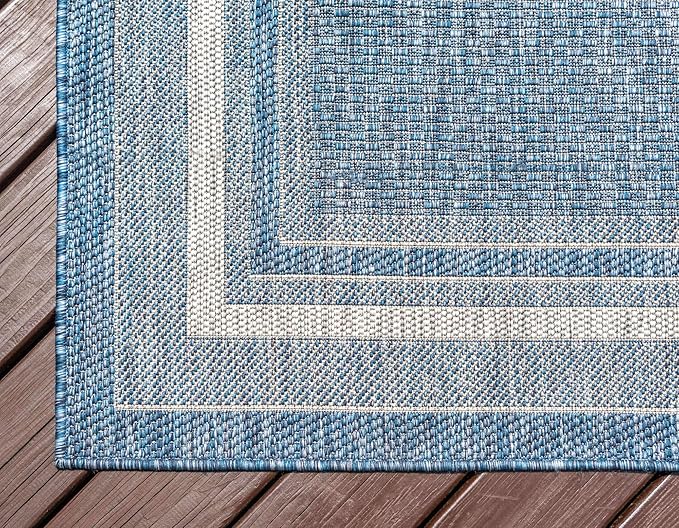 Unique Loom Outdoor Border Collection Area Rug - Soft Border (4' 1" x 6' 1" Rectangle, Blue/ Ivory)