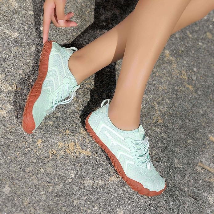 UBFEN Water Shoes Aqua Swim Shoes Mens Womens Beach Sports Quick Dry Barefoot for Boating Fishing Diving Surfing